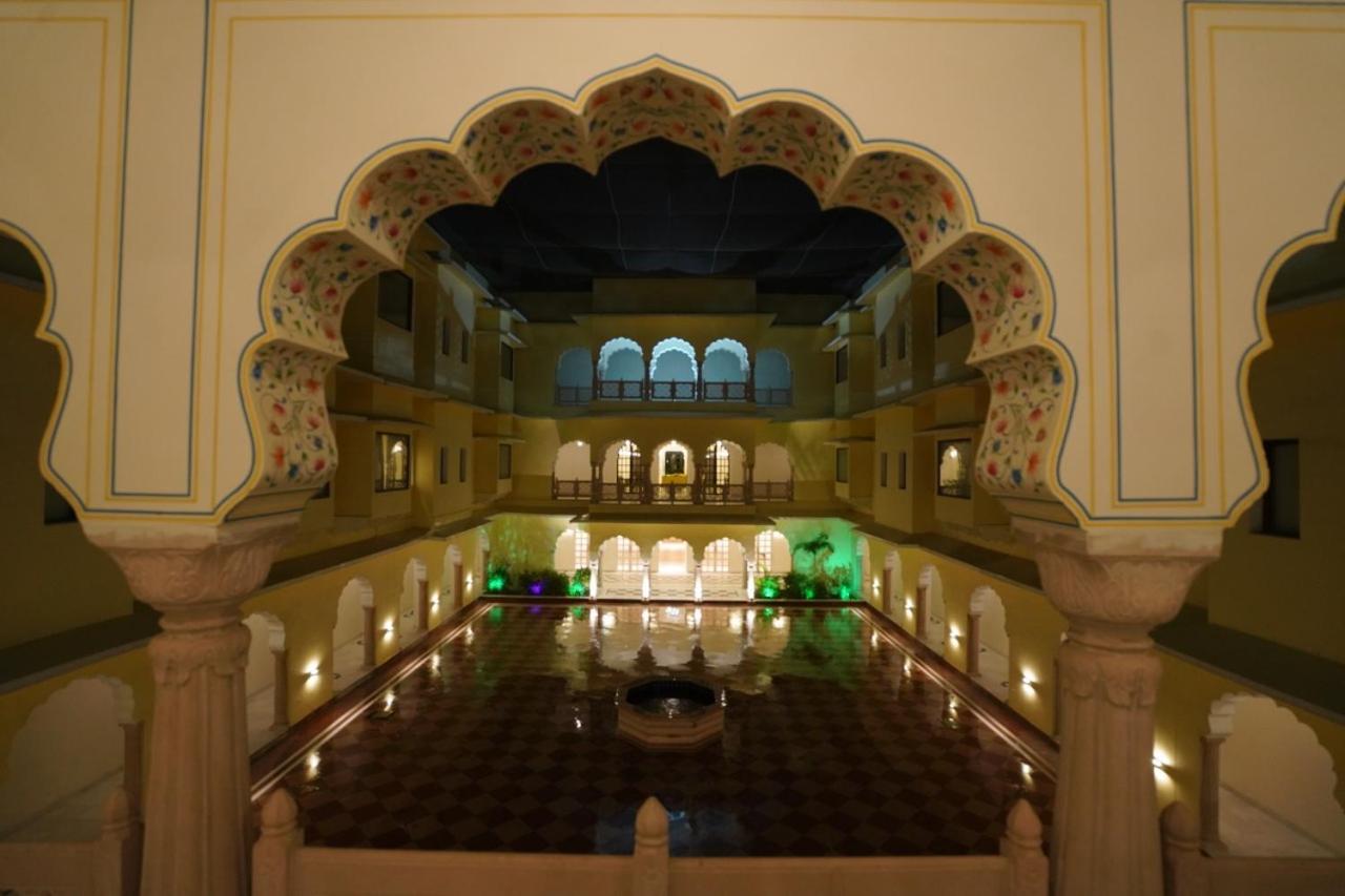 Hotel Raj Bagh Palace Jaipur Exterior foto