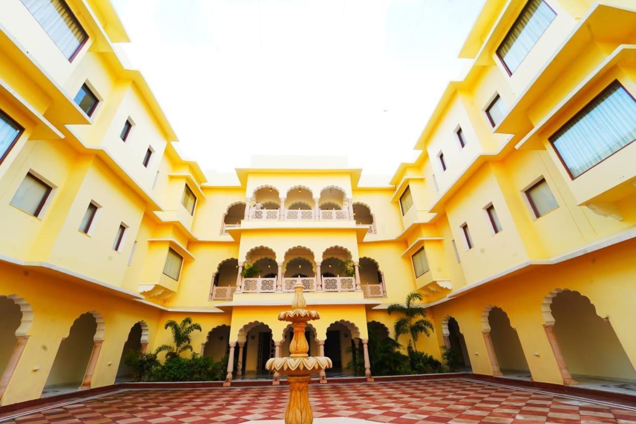 Hotel Raj Bagh Palace Jaipur Exterior foto